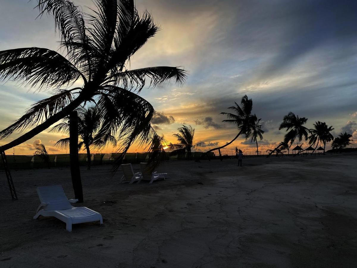 Adroit Beach Inn Guraidhoo  Extérieur photo
